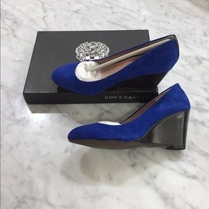 Vince Camuto Melle Wedges